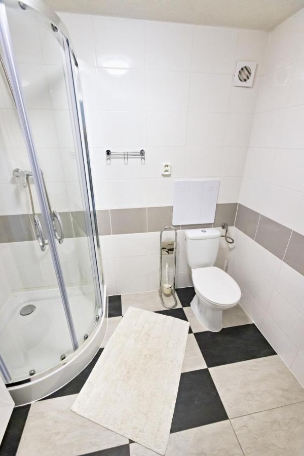 Apartman Theo Velky Slavkov Exterior photo